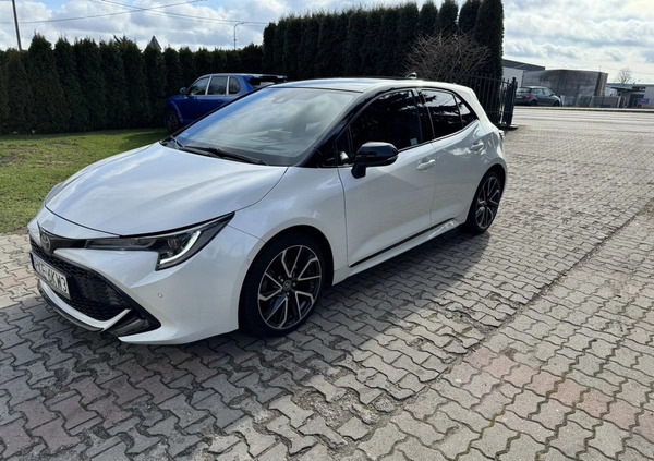 Toyota Corolla cena 83000 przebieg: 27000, rok produkcji 2019 z Kępno małe 121